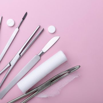 Jak prawidłowo dbać o implanty stomatologiczne – poradnik dla pacjentów